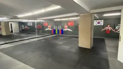 Eta Sport Club
