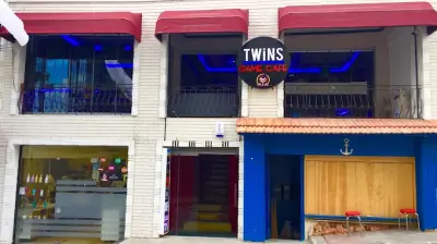Twins Game Cafe