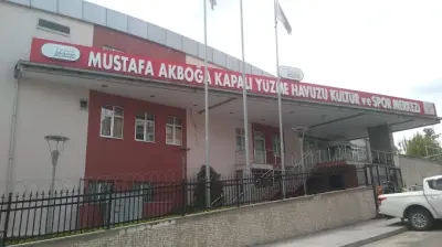 Yenikent Mustafa Akboğa Kapalı Yüzme Havuzu