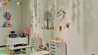 Lila oyun evi ve gelişim atölyesi
