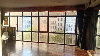 Pera dans akademi