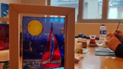 Unique Art Workshops