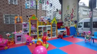 Tırtıl Çocuk Dünyası Oyun ve Aktivite Merkezi