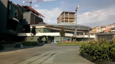 Çavuşdere Spor Sarayı