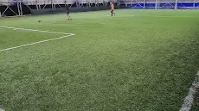 G.L.C FUTBOL SAHASI