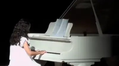 Deniz & Güliz Katoğlu Bale ve Müzik Okulu