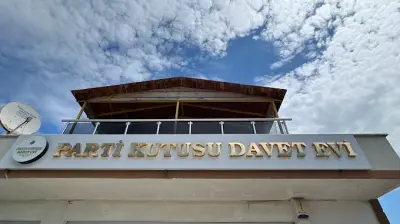 Parti Kutusu Davet Evi