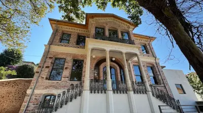 İBB Taş Mektep