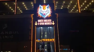 White Wolves Espor ve Oyun Merkezi