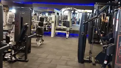 Her Gun Spor