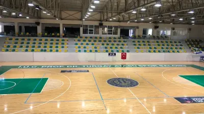 İ.Ü. Prof.Dr.Turgay Atasu Spor Salonu