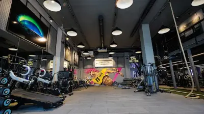 11 ATHLETIC