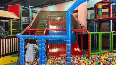 Playpark&Bowlingo Avlu34