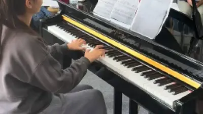 Aliye Fişenk Sanat Akademisi