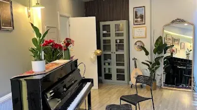 Piu Piano Sanat Atölyesi