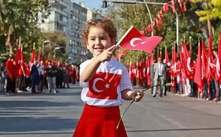2 YAŞ-BENİM GÖZÜMDEN CUMHURİYET