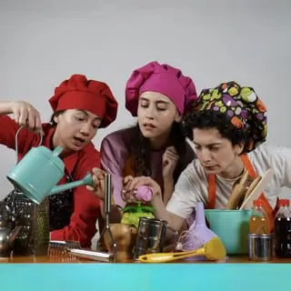 3ü1 Arada Shakespeare