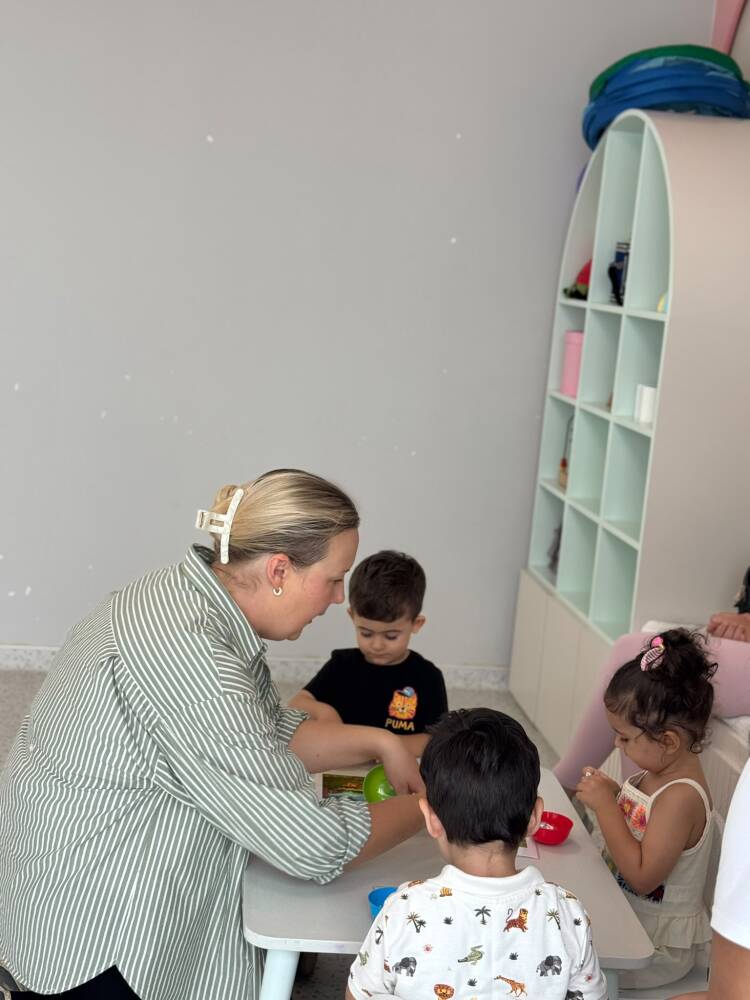 English Play Groups
